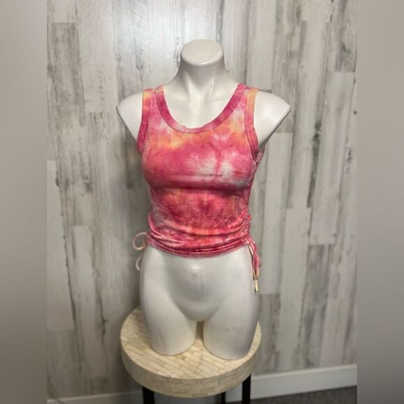 Pink top - Picture 1 of 6